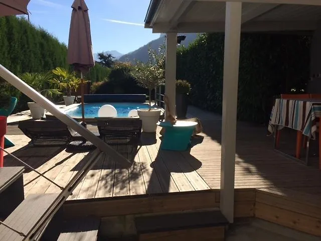 Chambre D'hôtes Chez Dom Saint-Jean-de-Maurienne Frühstückspension